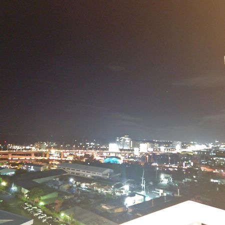 Bloom Residences Condo 2Br マニラ市 エクステリア 写真