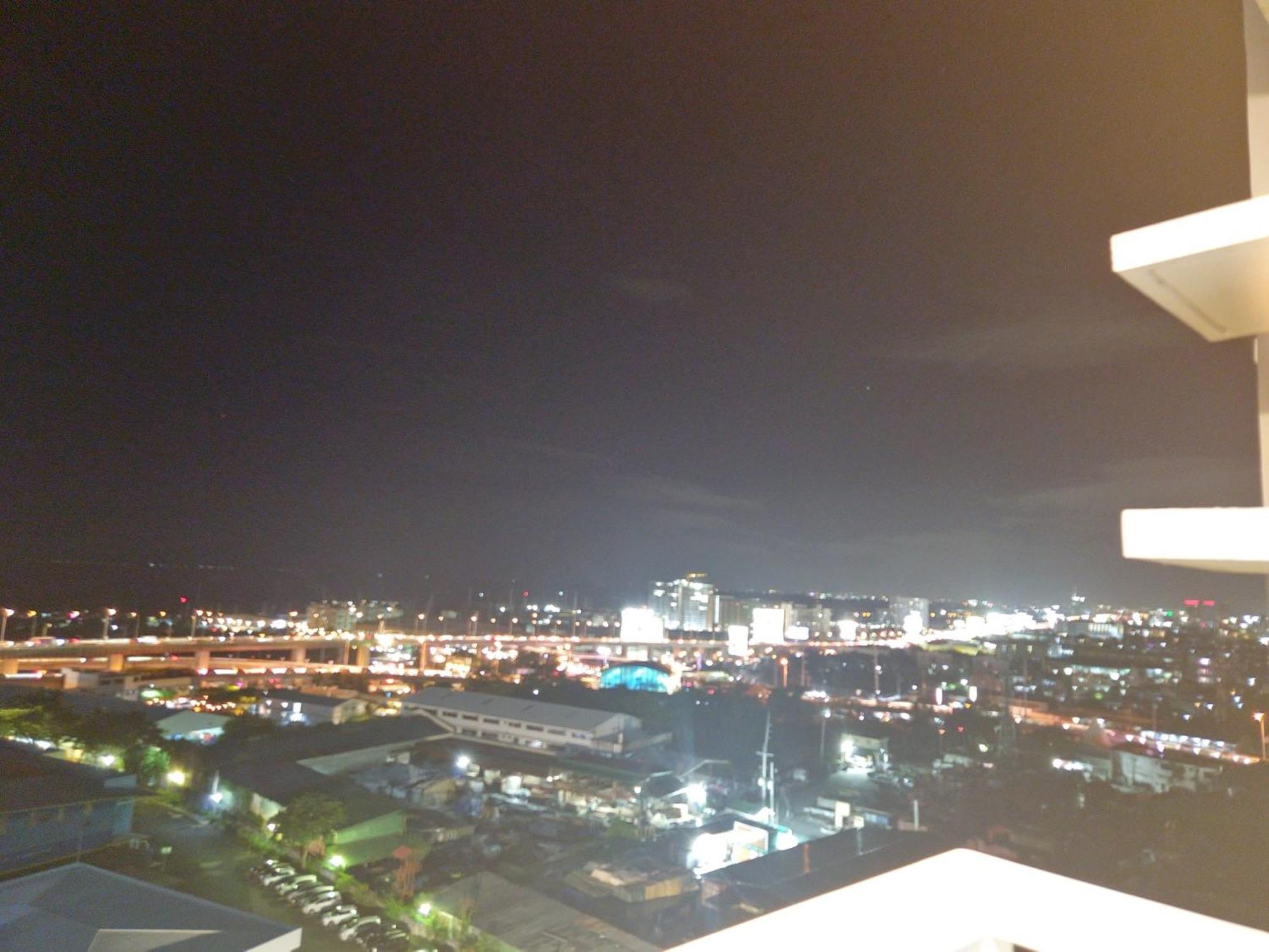 Bloom Residences Condo 2Br マニラ市 エクステリア 写真